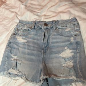 American Eagle outfitter Shorts distressed size 6